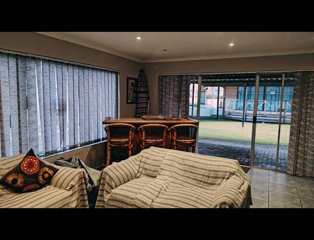 3 BEDROOM TOWNHOUSE FOR SALE IN VAALPARK